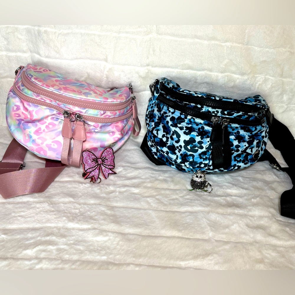Iris & Rainbow Pink and Blue Leopard Print Best Version Crossbody Bags